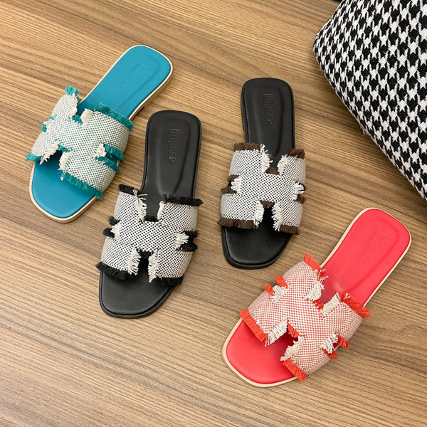 Women's summer new style sandals for celebrities and fairies, flat-soled beach travel, versatile embroidered letters, flip flops